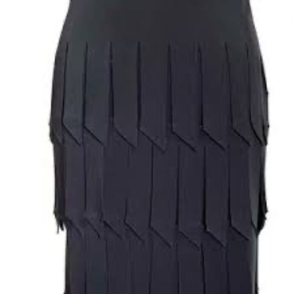NEW NWT Tiered Panel Skirt. Black. 6 Petite.